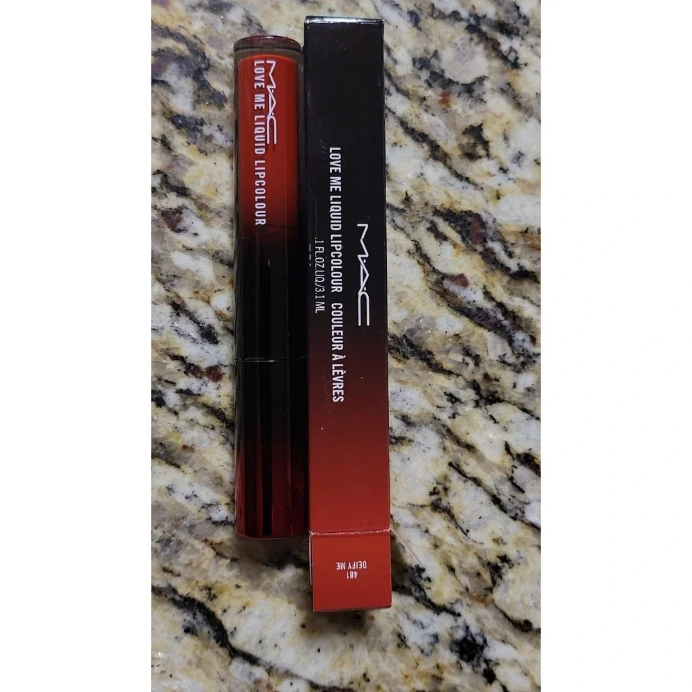 MAC Love Me Liquid Lipcolour DEIFY ME‎